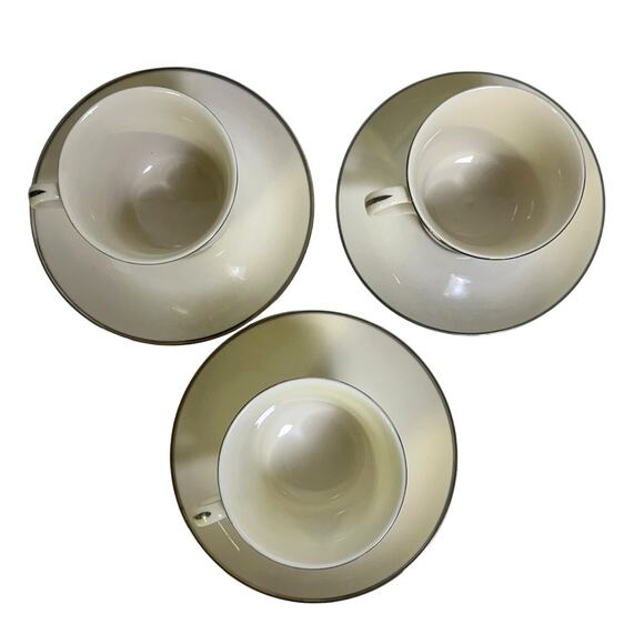 Royal Devon Triomphe Retired 'Christmas' Platinum Trim Cup/Saucer-Set of 3-Rare - Picture 4 of 6